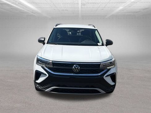 Used 2023 Volkswagen Taos S w/ Driver Assistance Package FWD image 3