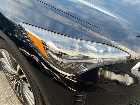 Used 2018 Kia Stinger Premium image 35