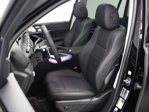 New 2026 Mercedes-Benz GLS 450 4MATIC image 12