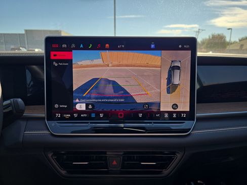 Used 2026 Volkswagen Tiguan SEL R-Line image 14