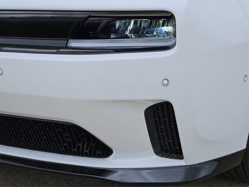 New 2025 Dodge Charger Daytona R/T w/ Sun & Sound Package image 8