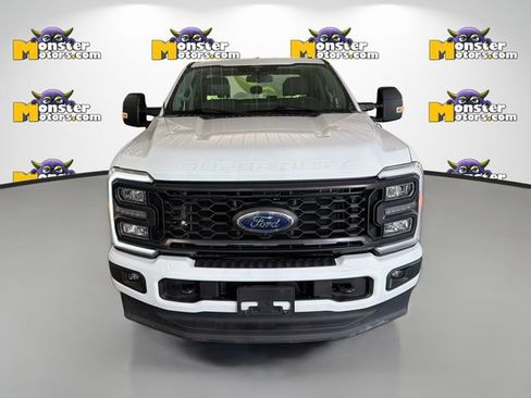 Used 2024 Ford F250 XLT w/ XLT Premium Package AWD/4WD image 2