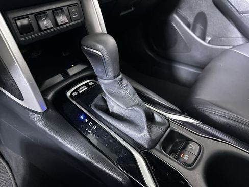 Used 2024 Toyota Corolla Cross AWD Hybrid w/ Convenience Package image 16