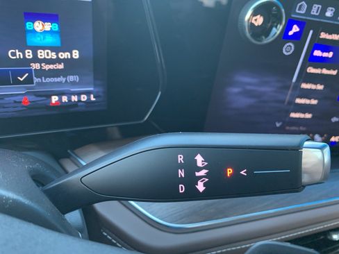 New 2026 Chevrolet Tahoe High Country image 33