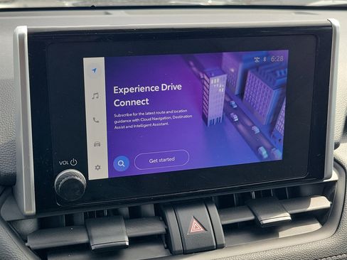 Used 2024 Toyota RAV4 XLE w/ Convenience Package image 28