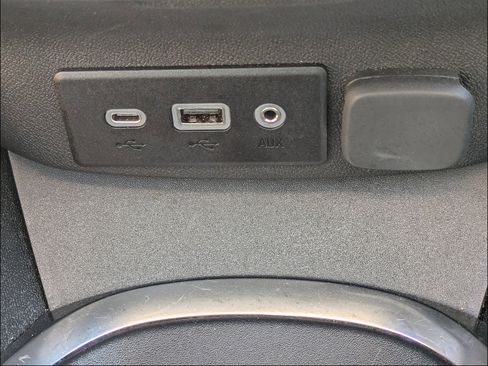 Used 2024 Chevrolet Malibu LT FWD image 19