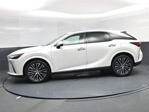 Used 2023 Lexus RX 350 Premium Plus w/ Accessory Package image 3