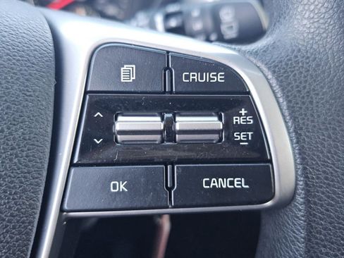 Used 2020 Kia Sorento AWD V6 image 11