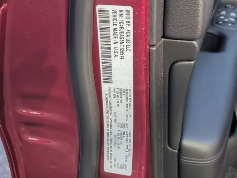 Used 2022 Jeep Grand Cherokee Laredo X image 38