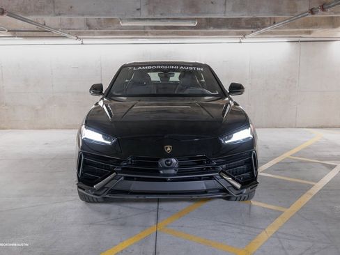 Used 2024 Lamborghini Urus S image 3