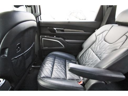 Used 2024 Kia Telluride EX X-Line AWD/4WD image 16