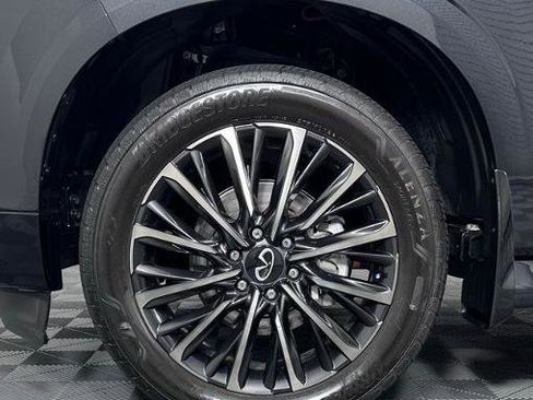 Certified 2025 INFINITI QX80 Autograph w/ Autograph Exterior Package AWD/4WD image 13