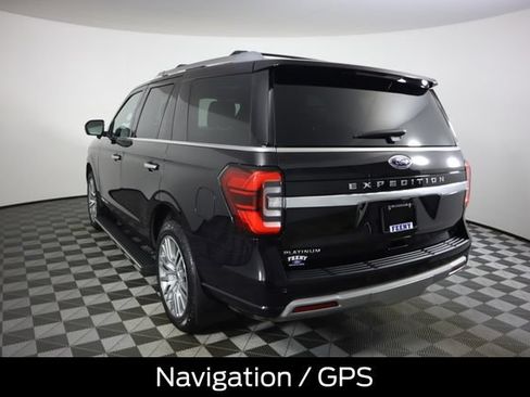Used 2023 Ford Expedition Platinum AWD/4WD image 6