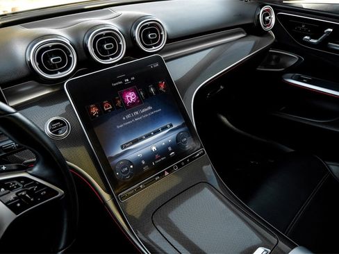 Used 2022 Mercedes-Benz C 300 Sedan w/ Exclusive Trim Package image 23