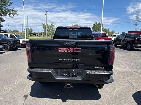 New 2026 GMC Sierra 3500 AT4 w/ AT4 Premium Plus Package AWD/4WD image 4