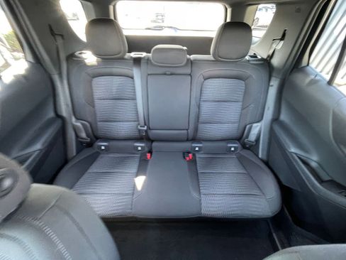 Used 2025 Chevrolet Equinox LT image 38