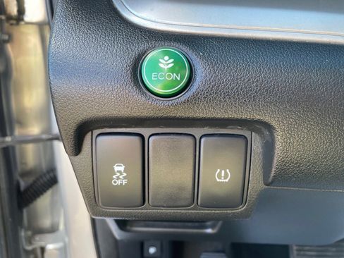 Used 2016 Honda CR-V EX image 19