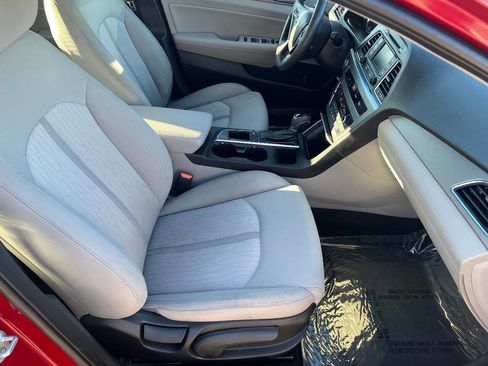 Used 2016 Hyundai Sonata SE image 24