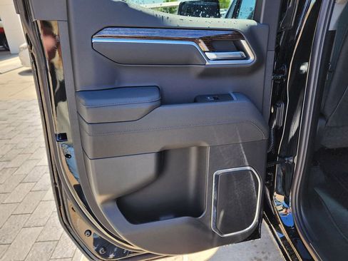 New 2026 GMC Sierra 1500 Elevation image 40