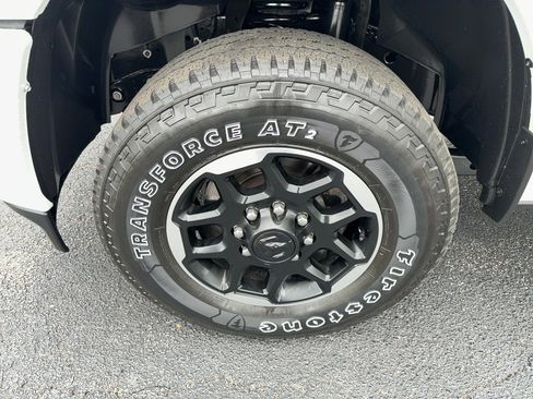 Certified 2026 RAM 2500 Laramie AWD/4WD image 14