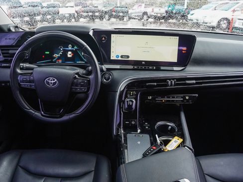 Used 2023 Toyota Mirai w/ Advanced Technology Package RWD image 13