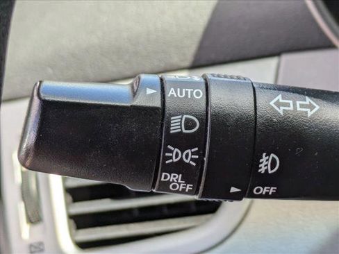 Used 2016 Hyundai Elantra SE w/ Option Group 02 image 11