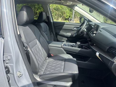 New 2026 Nissan Rogue Platinum AWD/4WD image 26