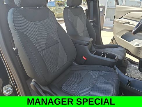 New 2027 Chevrolet Bolt LT w/ Comfort Package FWD image 10