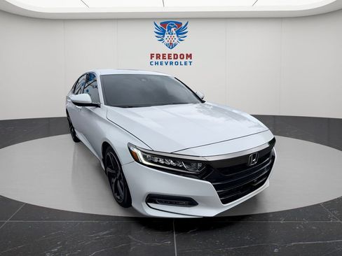 Used 2019 Honda Accord Sport image 8