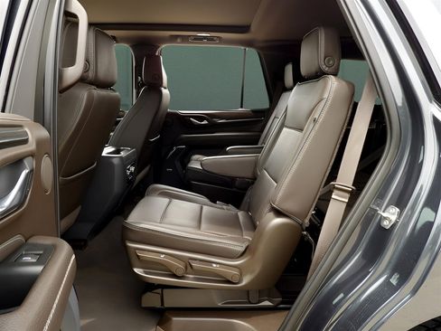 Used 2021 GMC Yukon Denali w/ Denali Premium Package image 33