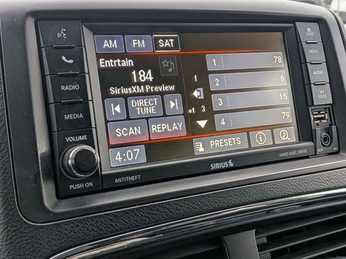 Used 2018 Dodge Grand Caravan SXT image 19