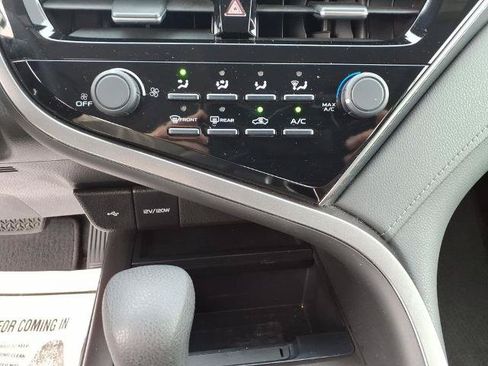 Used 2021 Toyota Camry LE FWD image 23