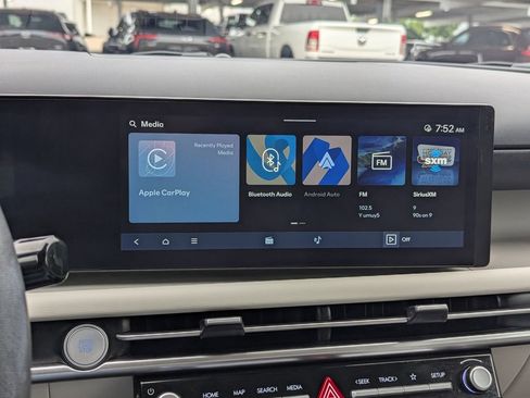 Used 2025 Hyundai Tucson SEL FWD image 6