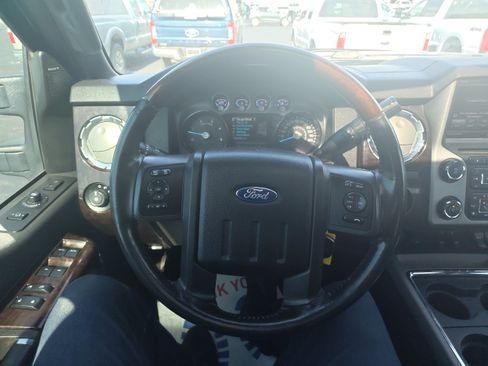 Used 2016 Ford F250 Platinum w/ Platinum Package AWD/4WD image 26