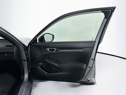 Used 2025 Honda Civic Sport image 30