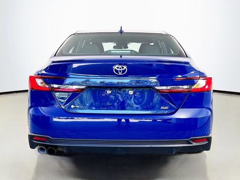 Used 2025 Toyota Camry SE FWD image 7