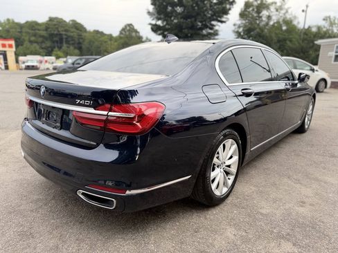 Used 2019 BMW 740i xDrive w/ Executive Package AWD/4WD image 5