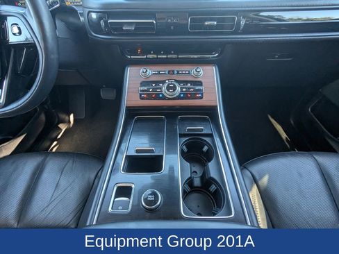 Used 2022 Lincoln Aviator Reserve w/ Equipment Group 201A image 25