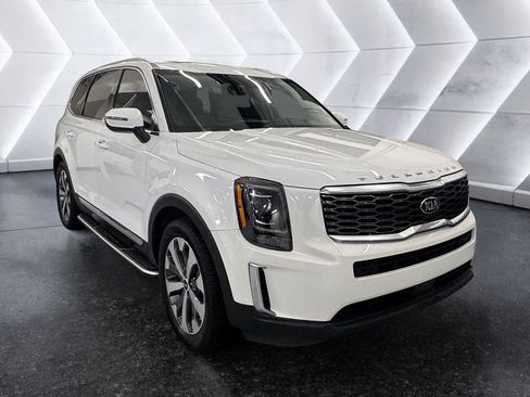 Used 2020 Kia Telluride EX w/ EX Premium Package image 1