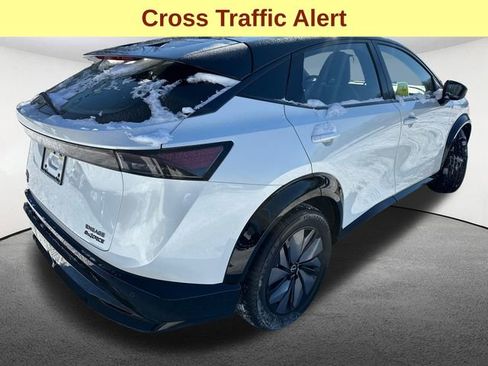 Used 2023 Nissan Ariya AWD image 10