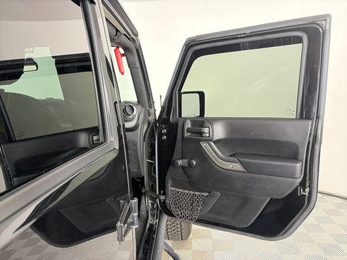 Used 2016 Jeep Wrangler Unlimited Sport AWD/4WD image 26