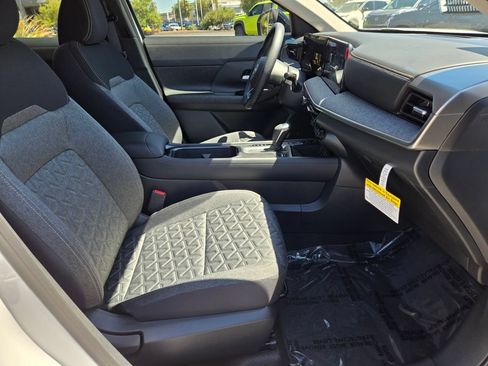 Used 2026 Nissan Kicks SV w/ Cold Weather Package FWD image 24