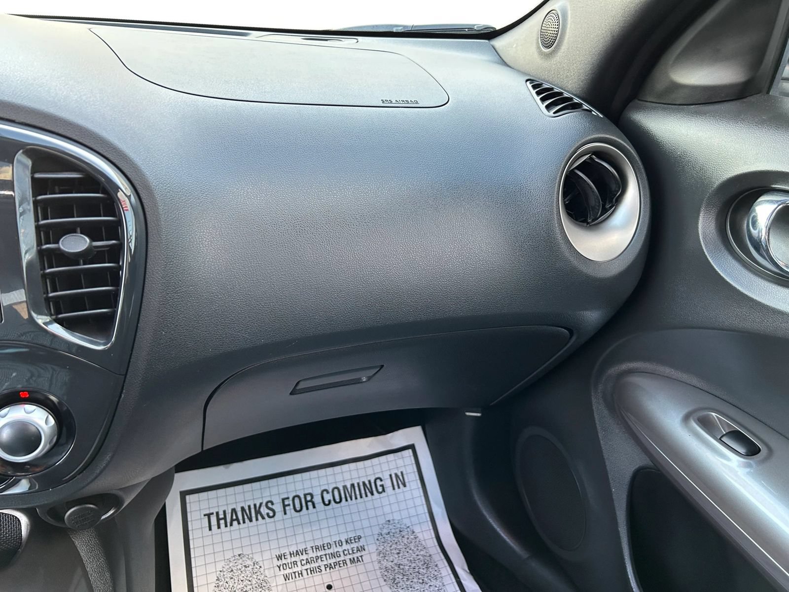 Used 2014 Nissan Juke SV FWD image 21