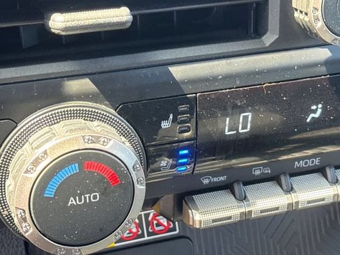 Used 2025 Toyota 4Runner TRD Sport Premium AWD/4WD image 26