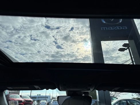 Used 2018 Lexus IS 350 image 18