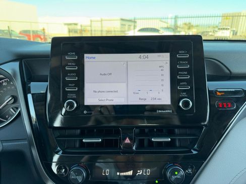 Used 2024 Toyota Camry LE image 6