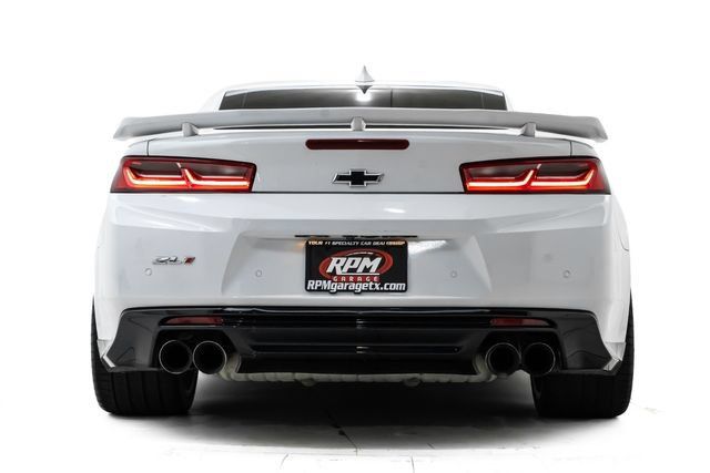 Used 2018 Chevrolet Camaro ZL1 RWD image 3