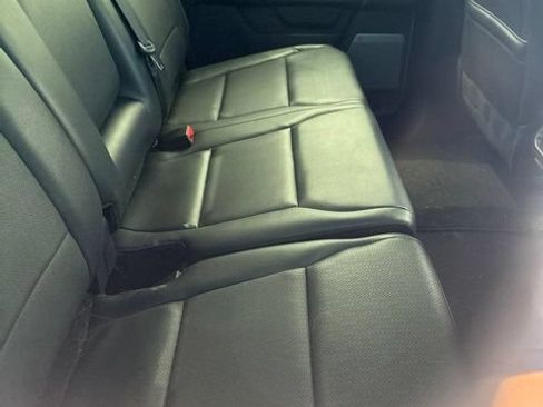 Used 2025 Ford F150 Lariat AWD/4WD image 11