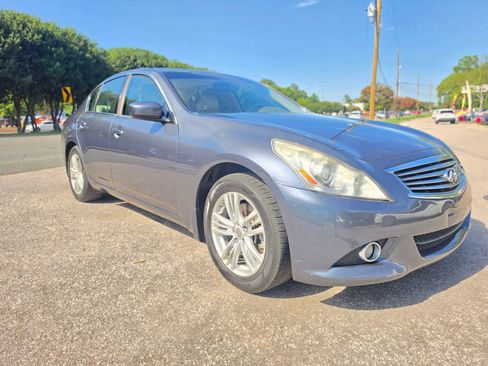 Used 2011 INFINITI G37 x Sedan w/ Premium Pkg AWD/4WD image 3