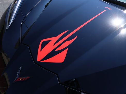 Certified 2025 Chevrolet Corvette Stingray Premium Conv w/ Z51 Performance Package image 36